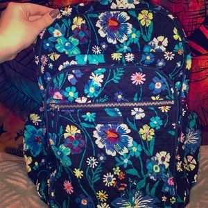 Beautiful Vera Bradley Campus XL Bookbag